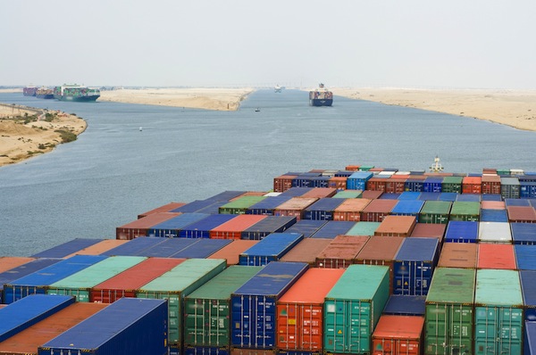 Suez truck access cut at Port Said, but ships flow by in record numbers ...