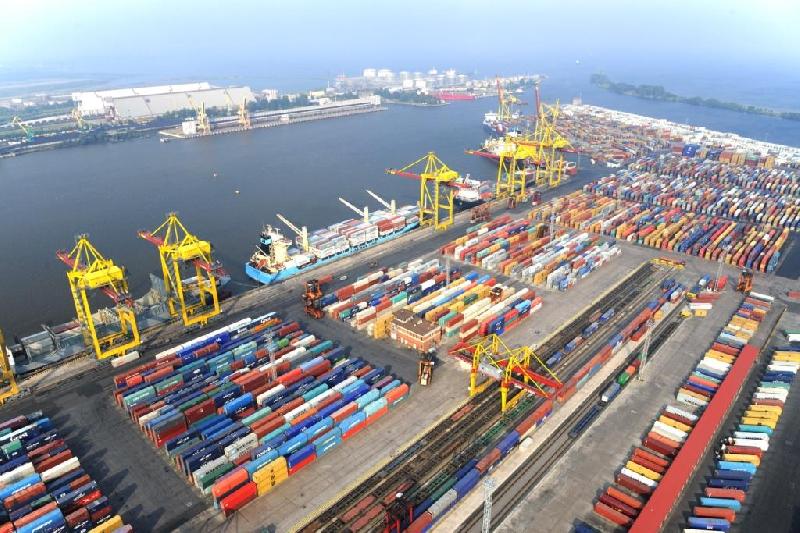 First Container Terminal In St Petersburg Handles First Million Teu 