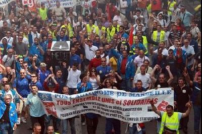 Activists brave frigid North Sea waters to protest oil drilling - CNN International